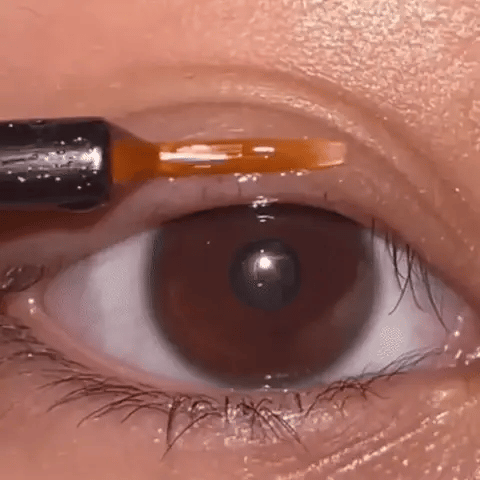 Les vrais causes de la chute des cils et comment y remédier grâce à Regard Signature